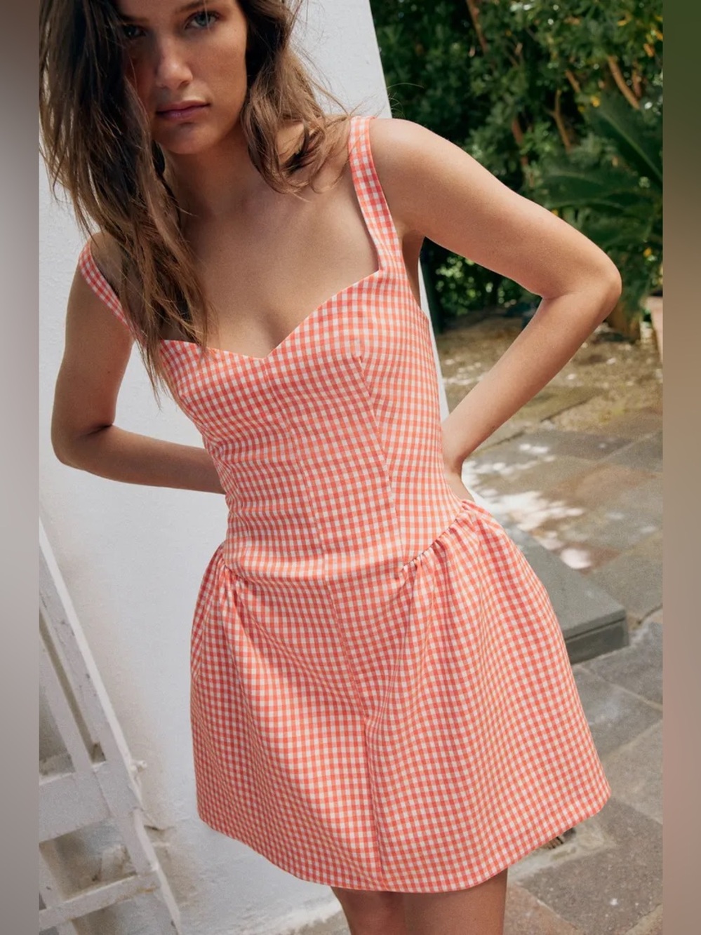 ZARA GINGHAM VOLUMINOUS MINI DRESS - Picture 4 of 6